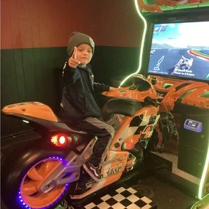 Meet your Posher, Sandy